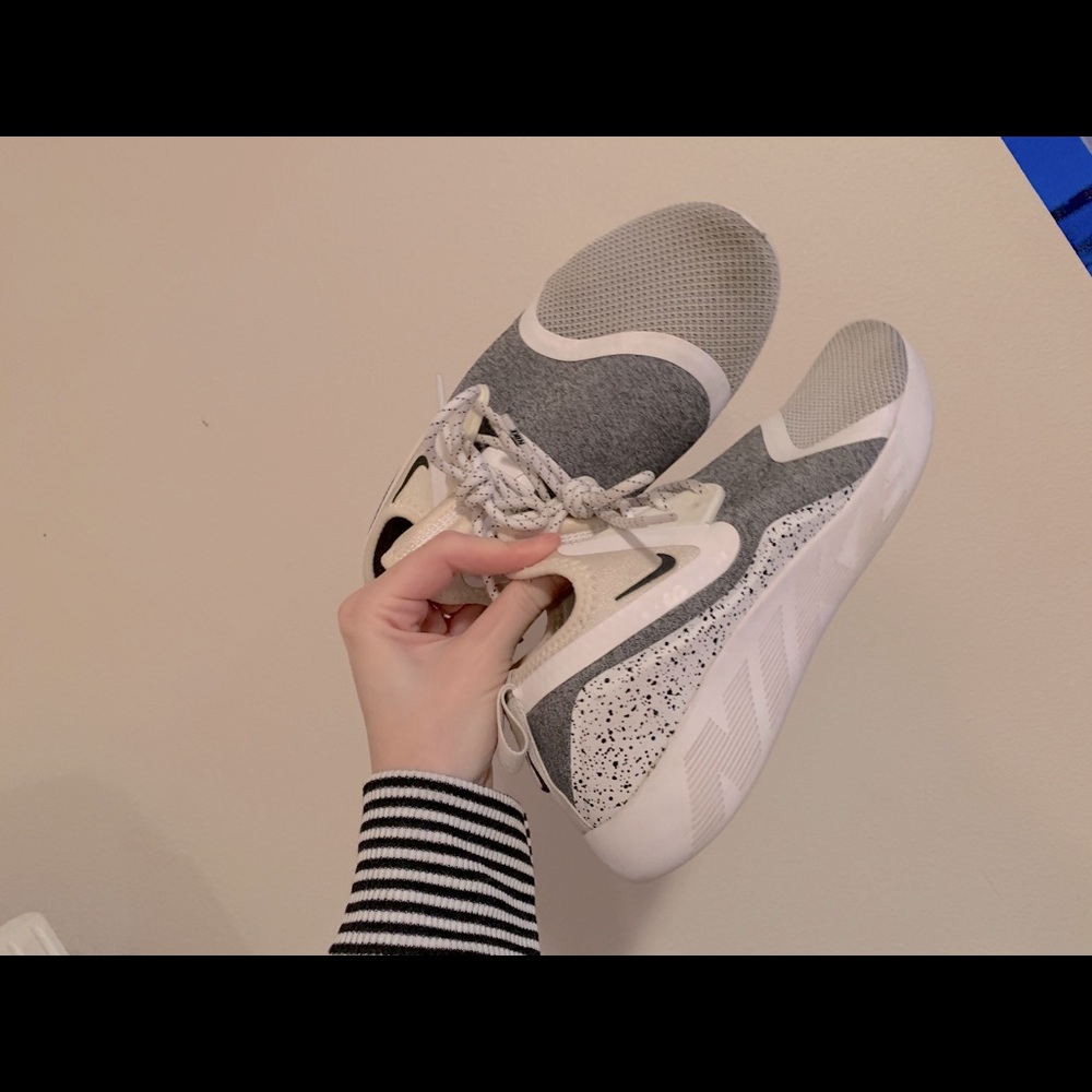 Nike Lunar Charge 7.5